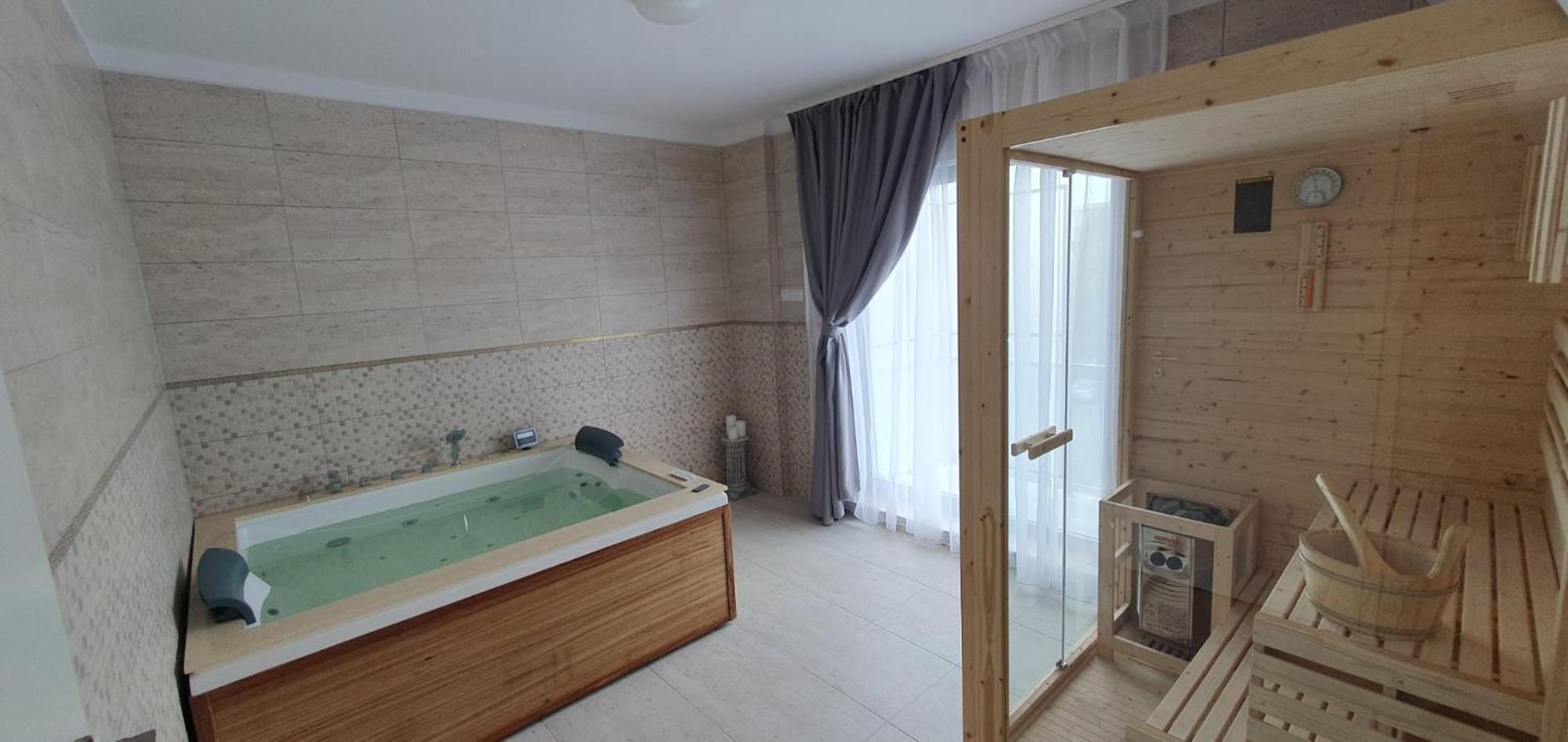 كلوج-نابوكا Cinque Stelle Hotel Apartments المظهر الخارجي الصورة
