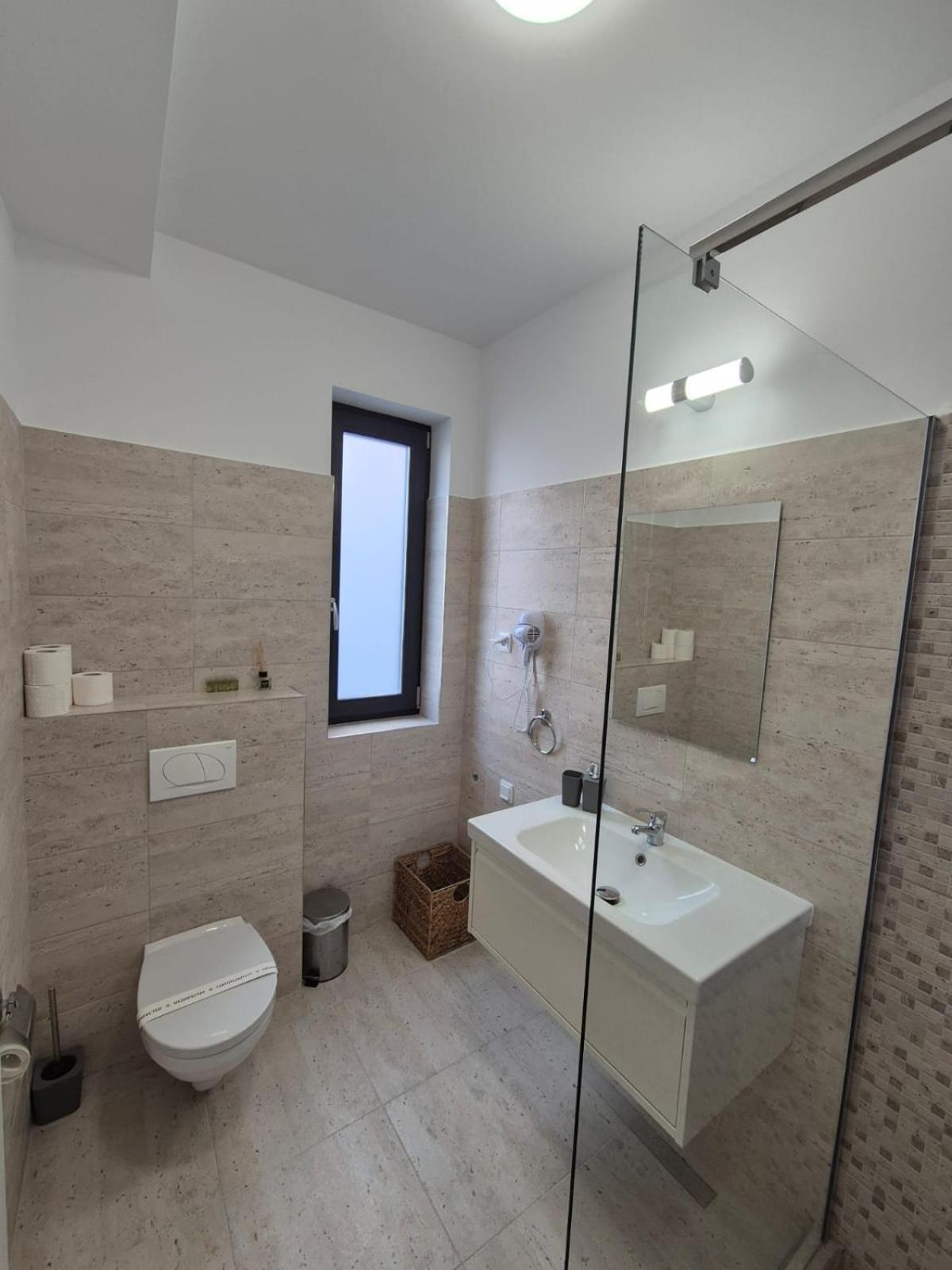 كلوج-نابوكا Cinque Stelle Hotel Apartments المظهر الخارجي الصورة